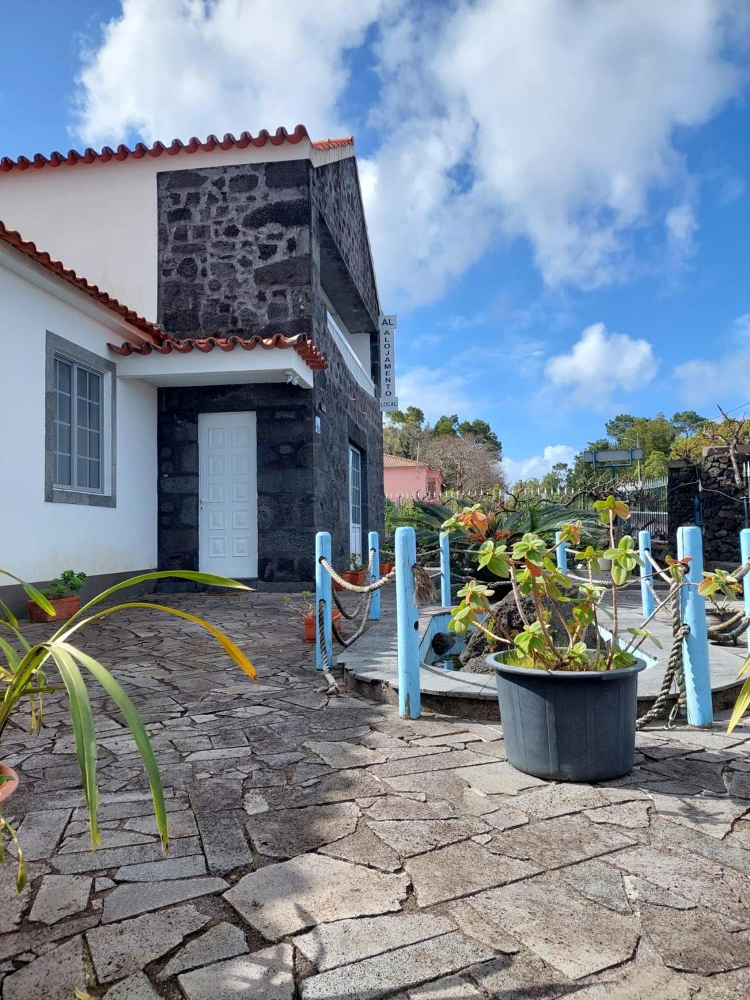 Alojamentos A Buraca Sao Roque do Pico Luaran gambar