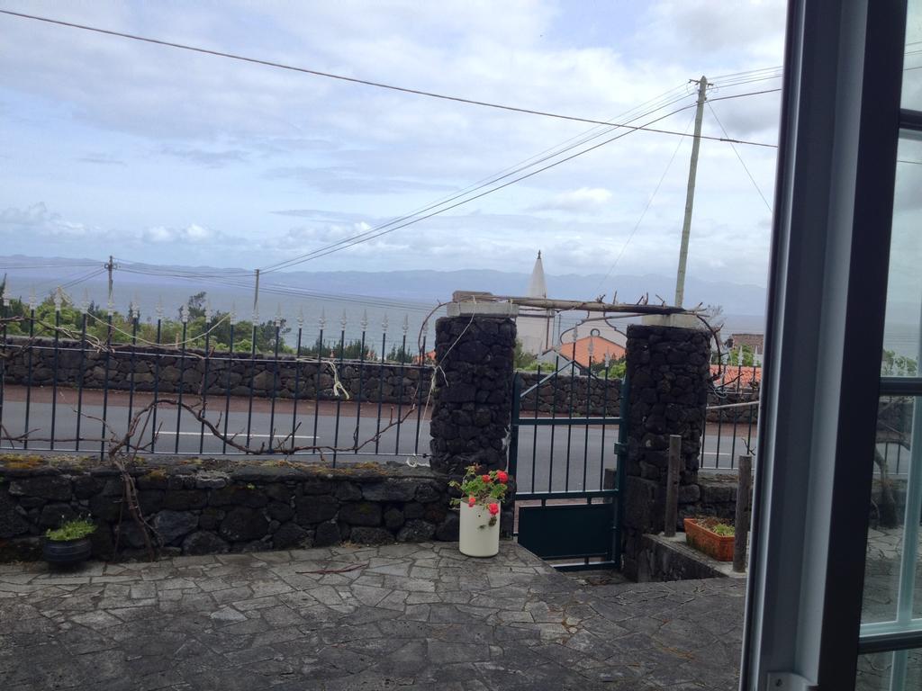 Alojamentos A Buraca Sao Roque do Pico Luaran gambar